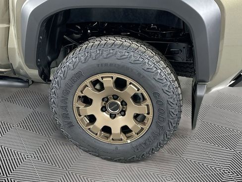 New 2026 Toyota Tacoma 4x4 Double Cab Hybrid image 15