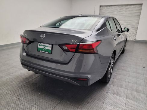 Used 2021 Nissan Altima 2.5 SV FWD image 7