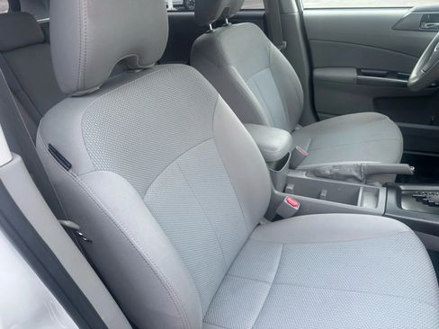 Used 2011 Subaru Forester 2.5X Premium image 24