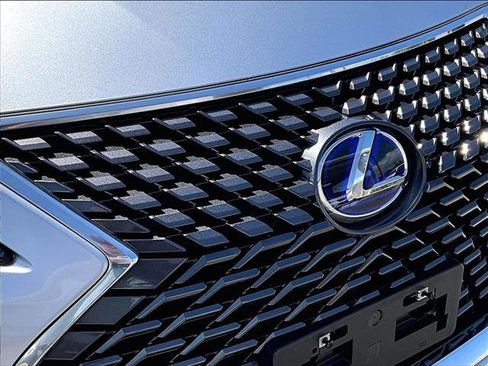 Used 2022 Lexus RX 450hL AWD w/ Premium Package image 27