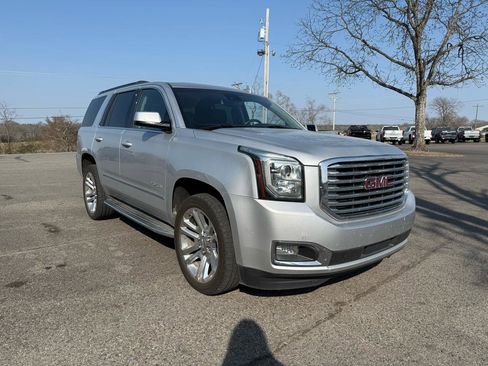Used 2018 GMC Yukon SLT w/ Premium Edition image 5