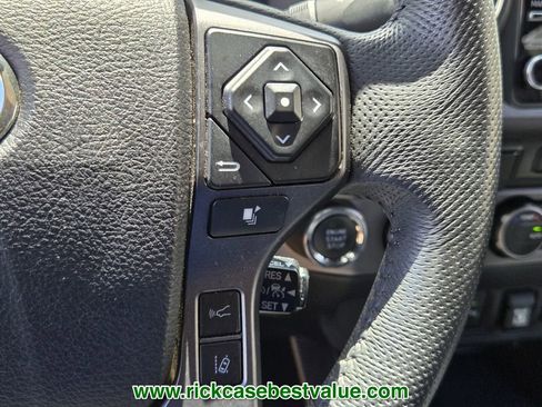Used 2021 Toyota Tacoma TRD Pro AWD/4WD image 29