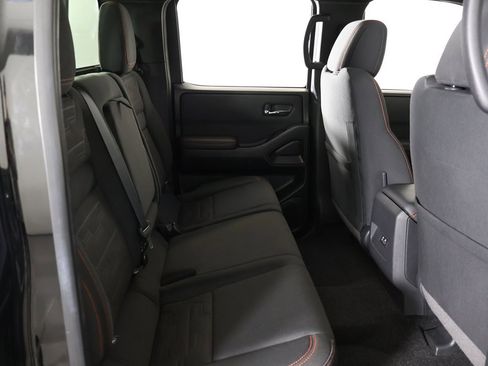 Used 2022 Nissan Frontier PRO-4X w/ Technology Package image 33