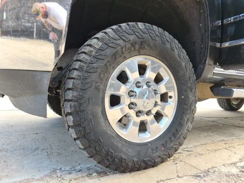 Used 2015 Chevrolet Silverado 2500 LTZ w/ Duramax Plus Package AWD/4WD image 15