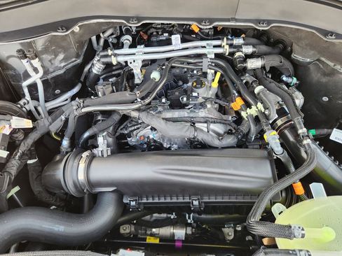 New 2026 Ford Explorer Active RWD image 20