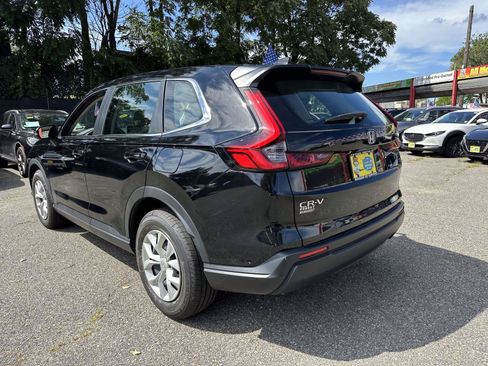 Used 2024 Honda CR-V LX image 5