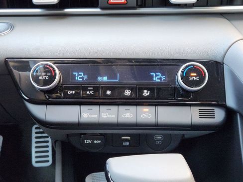 New 2026 Hyundai Elantra Sport image 15