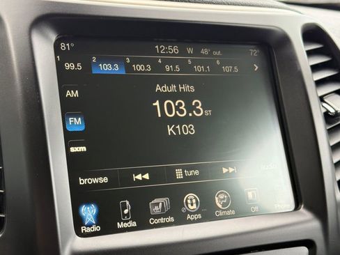 Used 2018 Jeep Cherokee Limited image 15