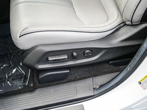 Used 2024 Honda Pilot Elite image 21