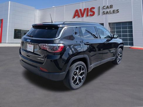 Used 2025 Jeep Compass Limited image 7