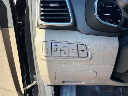 Used 2021 Hyundai Tucson Ultimate w/ Cargo Package image 18