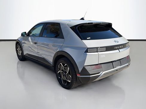 Used 2023 Hyundai Ioniq 5 SEL image 5