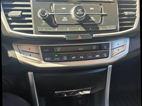 Used 2014 Honda Accord Sport image 18