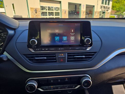 Used 2021 Nissan Altima 2.5 S FWD image 19