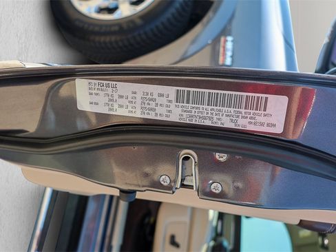 Used 2017 RAM 1500 Laramie w/ Convenience Group image 21