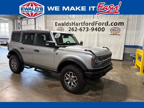 Used 2024 Ford Bronco Badlands AWD/4WD image 1