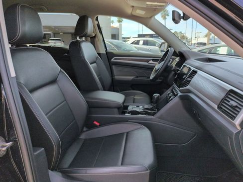 Used 2022 Volkswagen Atlas SE image 21