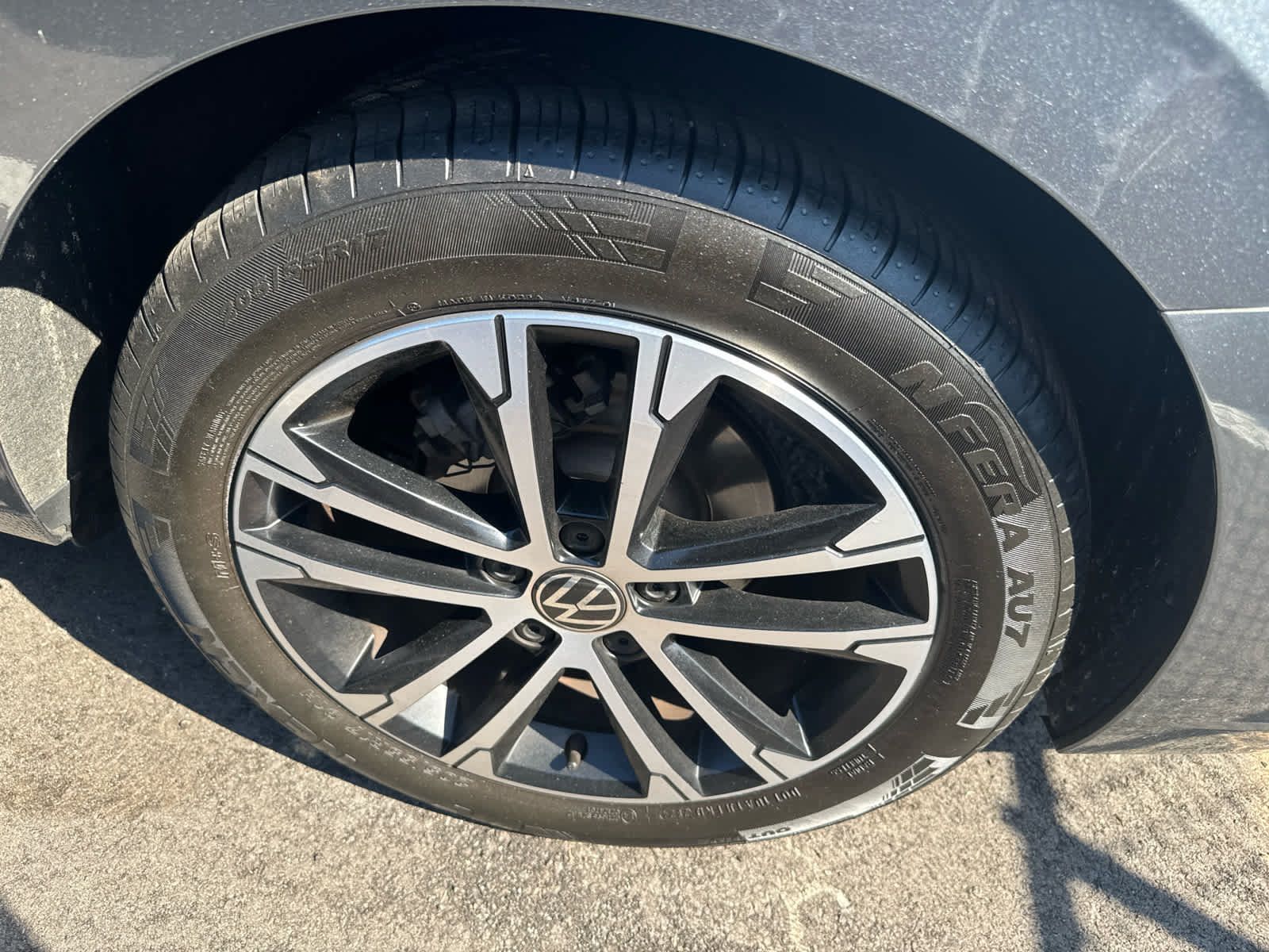 Used 2025 Volkswagen Jetta Sport FWD image 5