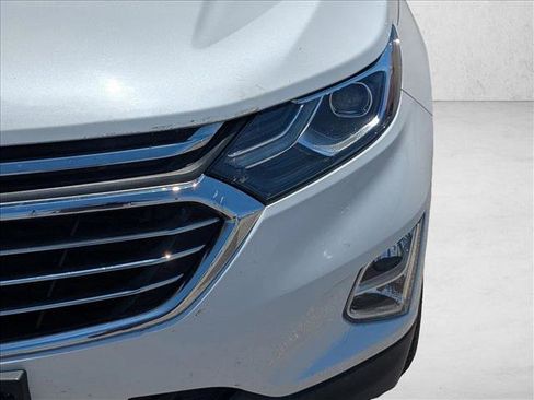 Used 2018 Chevrolet Equinox Premier FWD image 9