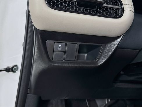 Used 2025 Honda HR-V EX-L image 11