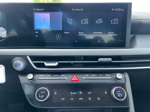 Used 2025 Hyundai Sonata SEL FWD image 7