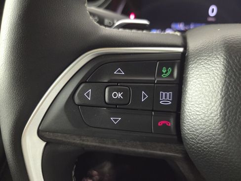 Used 2026 Jeep Grand Cherokee Altitude RWD image 17