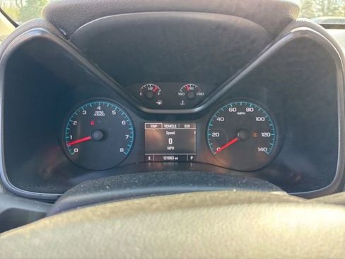 Used 2017 Chevrolet Colorado W/T AWD/4WD image 18