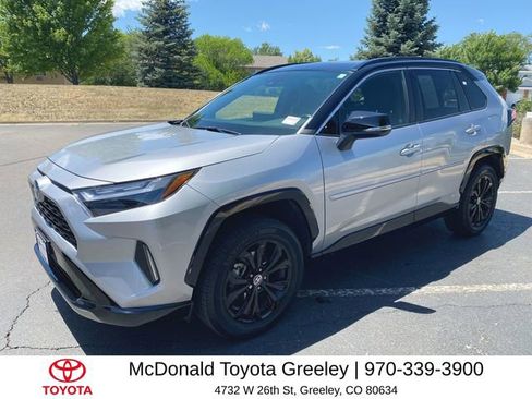 Used 2022 Toyota RAV4 XSE AWD/4WD image 1