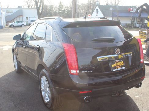 Used 2011 Cadillac SRX Luxury image 2