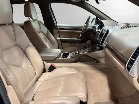 Used 2012 Porsche Cayenne S image 15