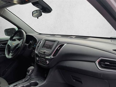 Used 2022 Chevrolet Equinox LT FWD image 26