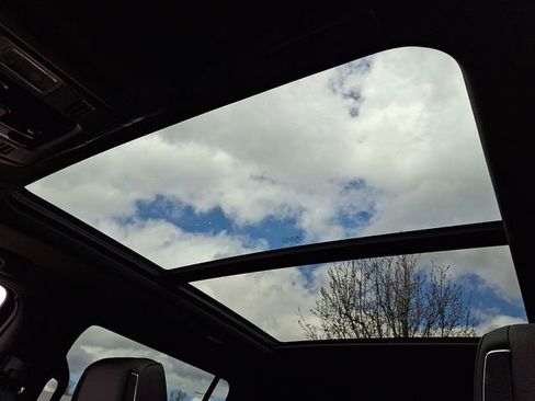 Certified 2025 Cadillac Escalade ESV Sport w/ LPO, Floor Liner Package image 14