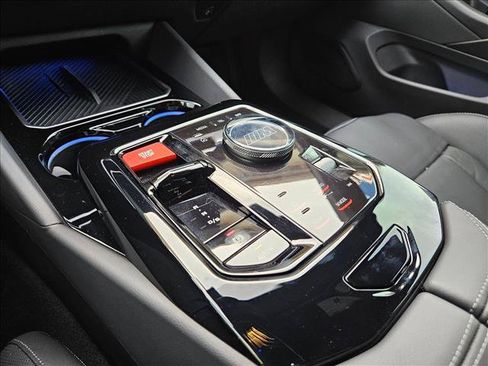 Used 2026 BMW M5 AWD/4WD image 13