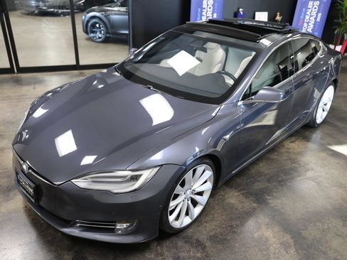 Used 2017 Tesla Model S P100D AWD/4WD image 19