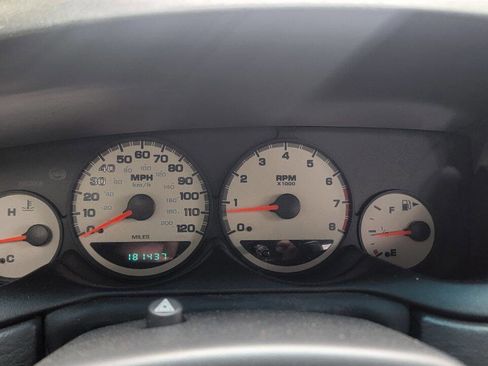 Used 2004 Dodge Neon SXT w/ Sport Appearance Group FWD image 11