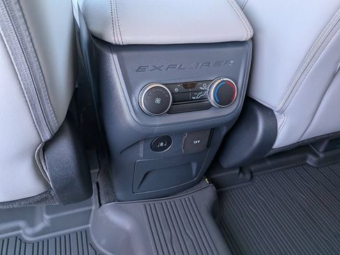 New 2026 Ford Explorer Active w/ Active Comfort Package AWD/4WD image 19