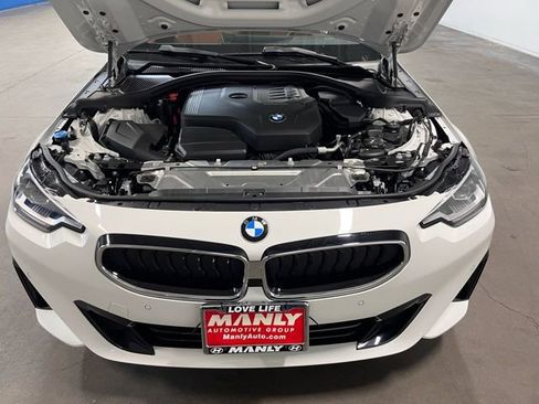 Used 2024 BMW 230i Coupe w/ Convenience Package image 9