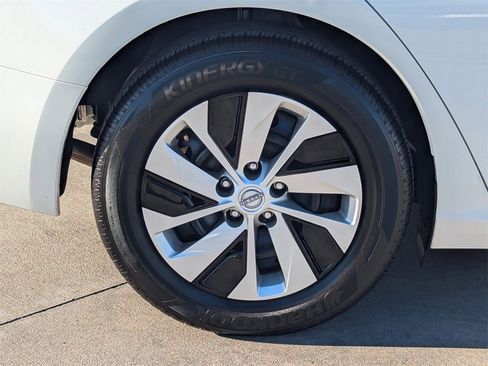 Used 2025 Nissan Altima 2.5 S image 7