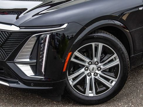 Used 2024 Cadillac Lyriq Tech w/ Driver Assist Package AWD/4WD image 47