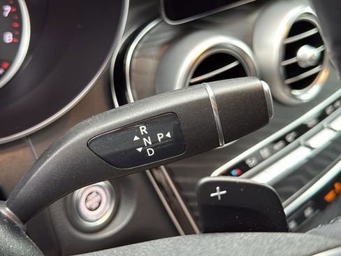 Used 2021 Mercedes-Benz GLC 300 image 18