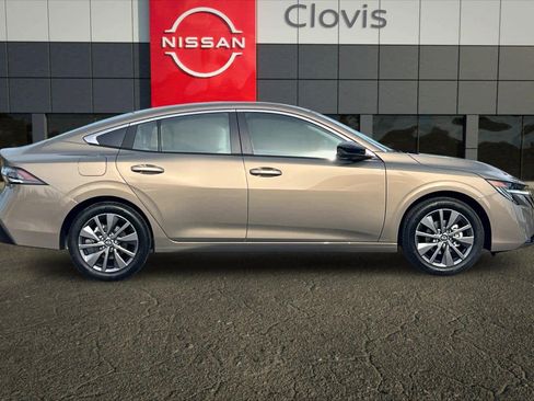 New 2026 Nissan Sentra SL image 9