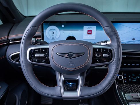 New 2026 Genesis GV70 2.5T Sport Prestige AWD/4WD image 15