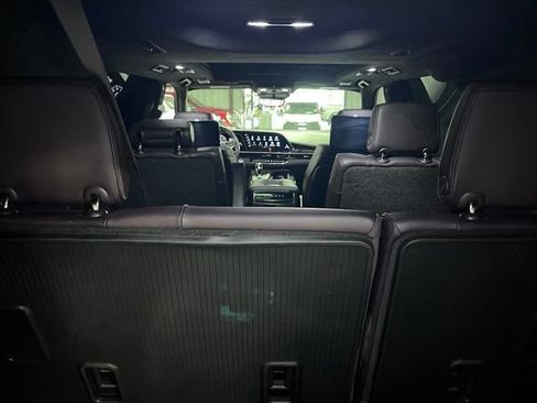 Used 2023 Cadillac Escalade ESV V w/ LPO, Floor Liner Package AWD/4WD image 6