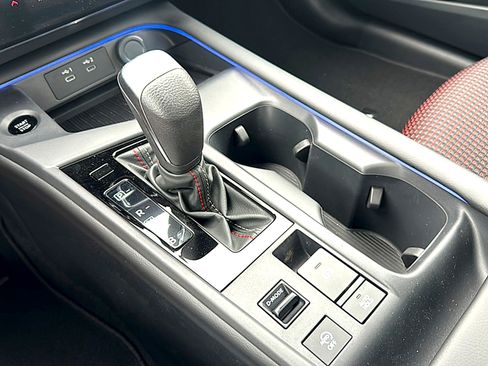 New 2026 Nissan Sentra SR w/ Floor Mat Package FWD image 24