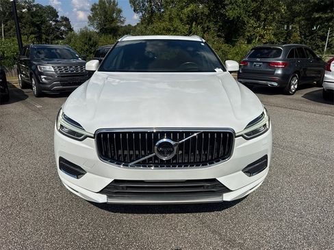 Used 2019 Volvo XC60 T8 Inscription w/ Advanced Package image 2