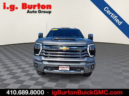 Used 2025 Chevrolet Silverado 2500 High Country w/ High Country Premium Package AWD/4WD image 2