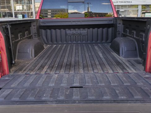 Used 2024 GMC Sierra 1500 SLT w/ SLT Premium Package AWD/4WD image 16