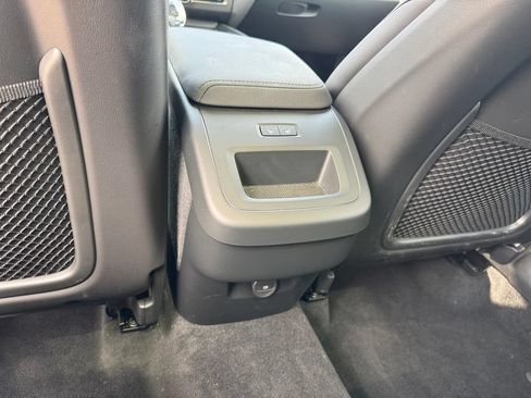 Certified 2026 Volvo XC60 B5 Plus w/ Climate Package AWD/4WD image 10