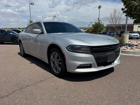 Used 2020 Dodge Charger SXT AWD/4WD image 1