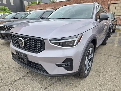 New 2026 Volvo XC40 B5 Plus w/ Protection Package Premier image 2